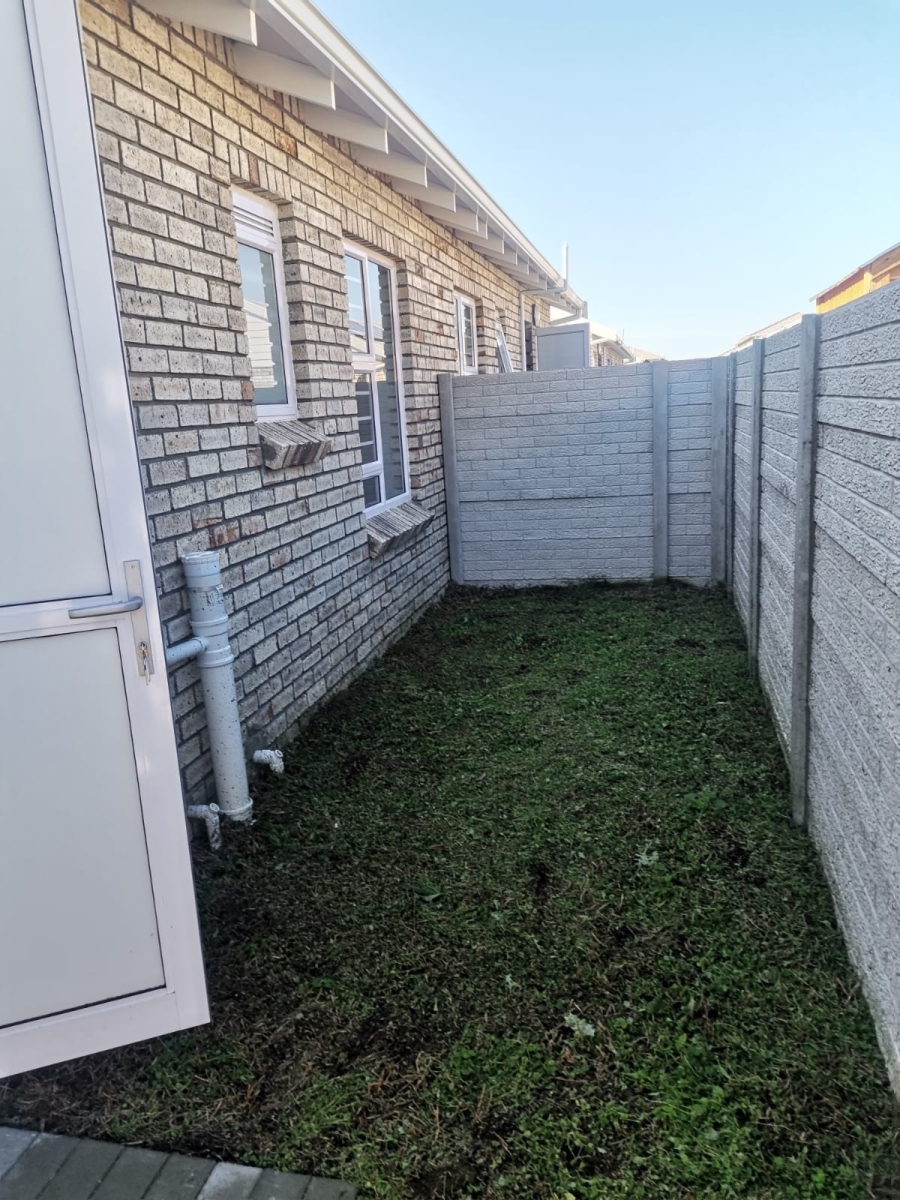 To Let 2 Bedroom Property for Rent in Fairview Eastern Cape